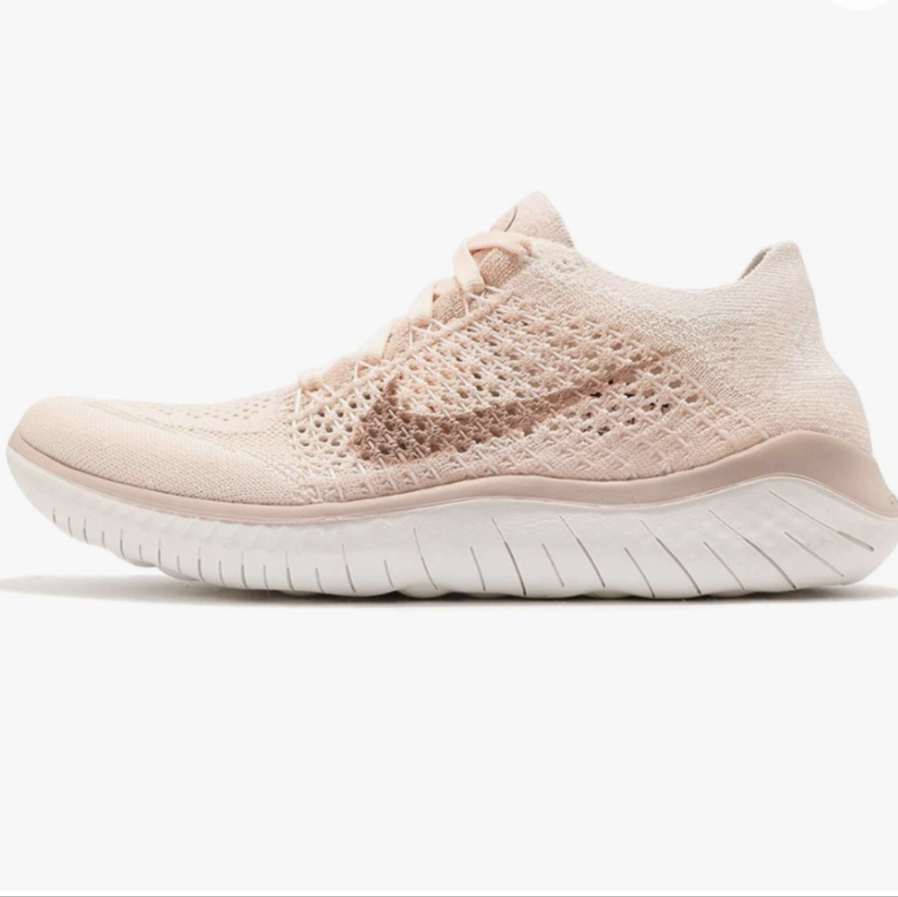 ✨RARE✨ Nike | Free Run Flyknit Runners 🏃‍♀️